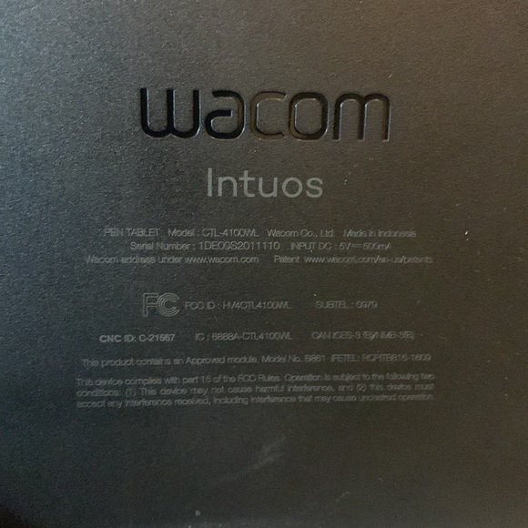 Wacom Intuos Small Drawing Tablet - Picture 4 of 4